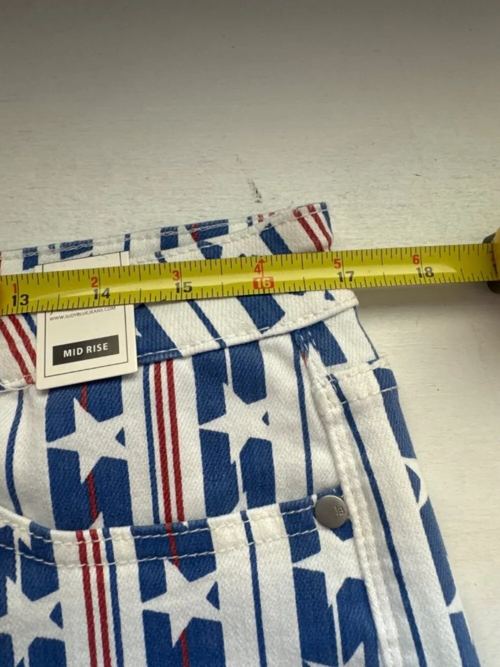 Judy Blue Women Short Sz XL Red/White/Blue Stars&Stripes Americana Patriotic NWT - Picture 12 of 16